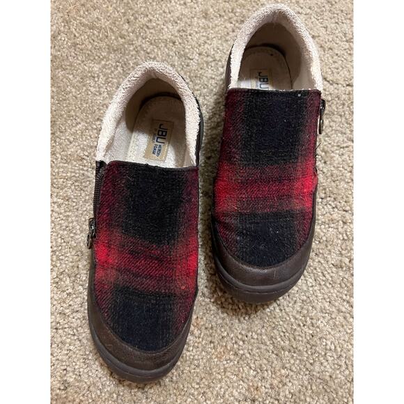 JBU by Jambu Crimson Memory Foam Red Buffalo Plaid Slip on Shoes Size 7.5M - Picture 3 of 10